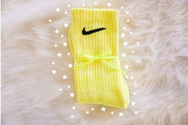 Neon yellow socks nike best sale